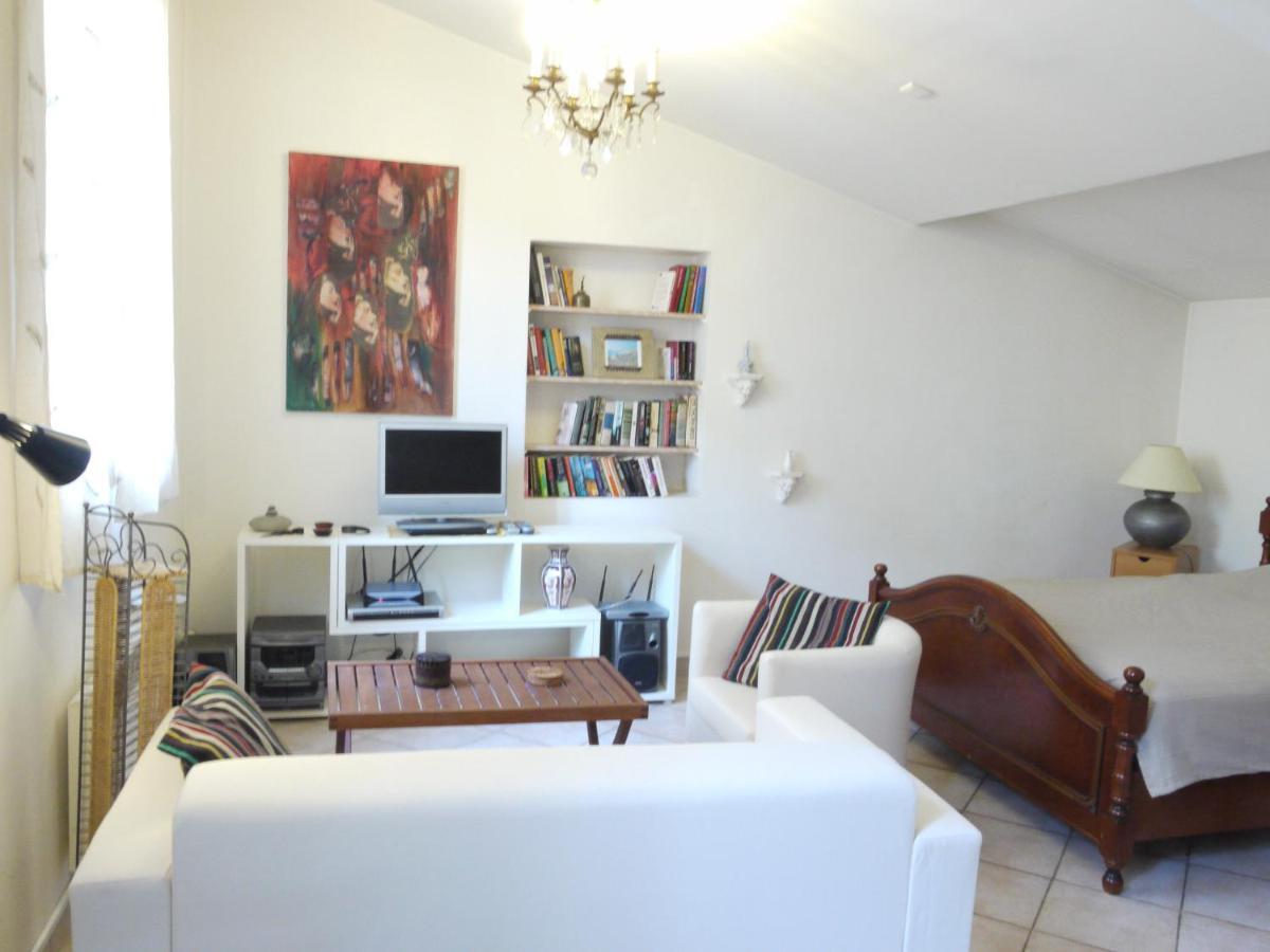 Studio 6 - A Quiet And Spacious Studio Flat In The Old Town 尼斯 外观 照片